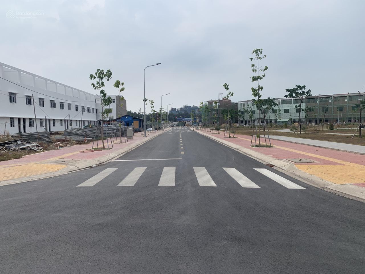 Nhà phố giá rẻ tại khu đô thị Bàu Xéo - TT. Trảng Bom, 90m2, giá 2 tỷ 800 triệu. LH: 0934 828 *** Nhà phố giá rẻ tại khu đô thị Bàu Xéo - TT. Trảng Bom, 90m2, giá 2 tỷ 800 triệu. LH: 0934 828 ***