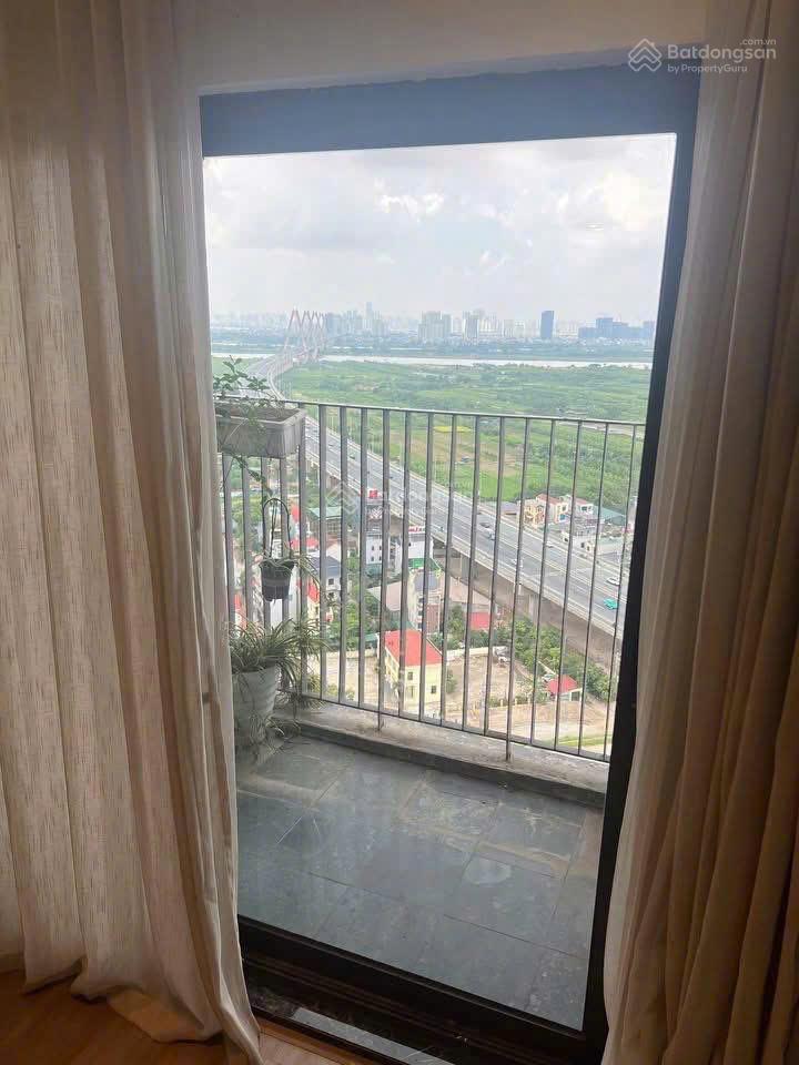 Chính chủ bán căn hộ 1PN + 1 (thiết kế 2n) - Intracom Nhật Tân - hơn 3 tỷ