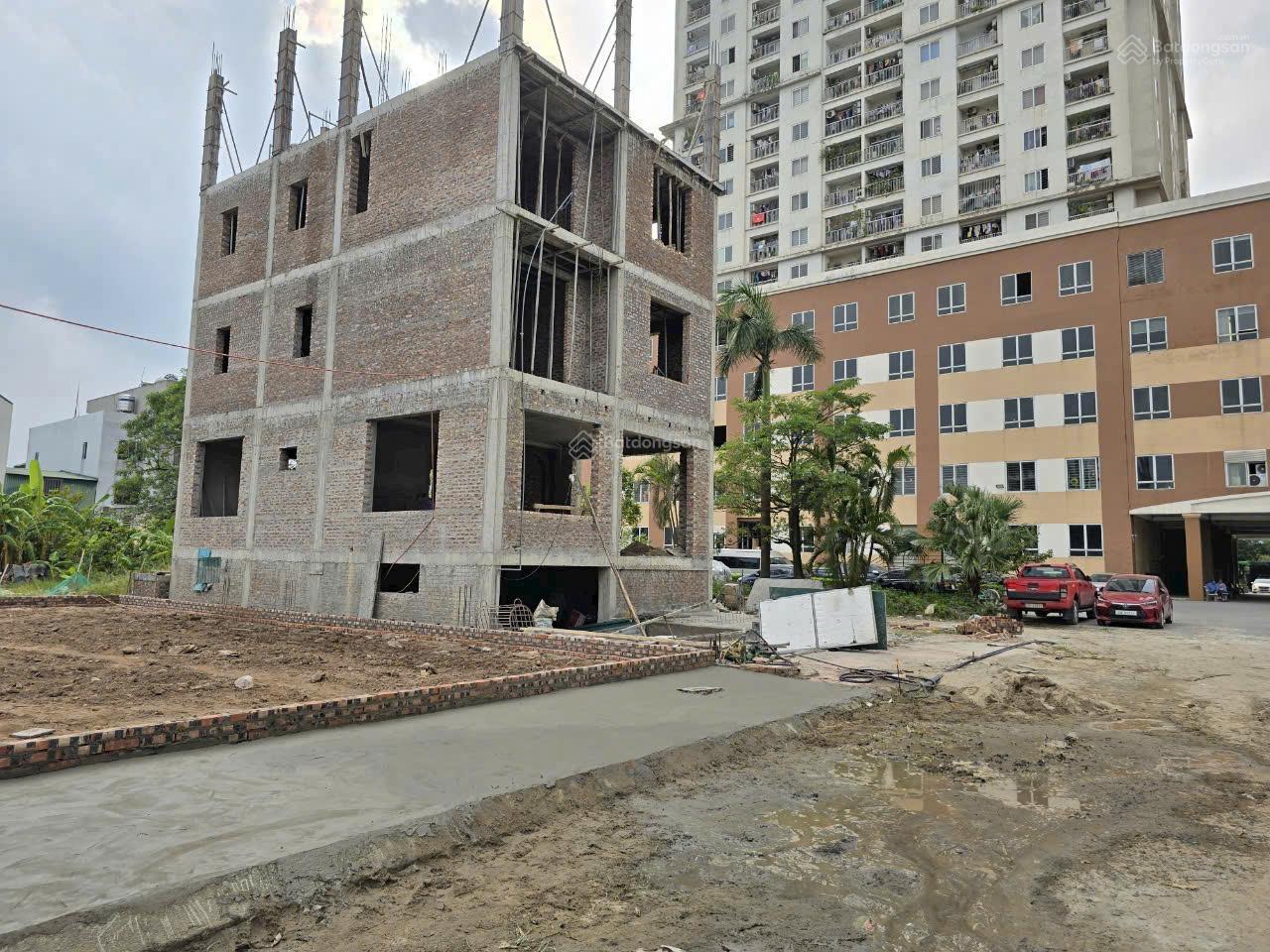 Bán Gấp 1 lô Biệt thự kđt Tân Việt 180m2, mặt đường - giá chỉ 87 triệu/m2, tốt nhất thị trường