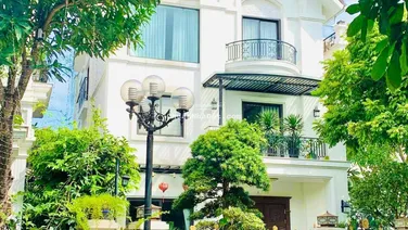 Cần Bán Căn Biệt Thự Siêu Đẹp Khi Bằng Lăng Vinhomes Riverside Diện Tích 346m2 giá 105,5 Tỷ