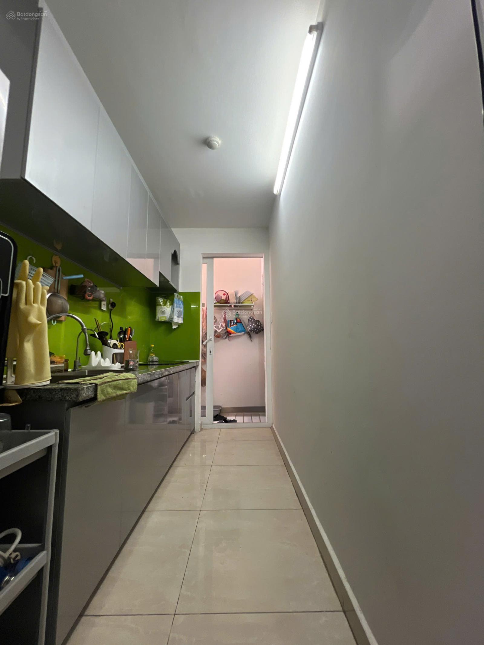 Cần bán gấp căn hộ CBD view Q1, 2PN, 2WC, full NT, giá 3.4 tỷ bao thuế phí có thương lượng!