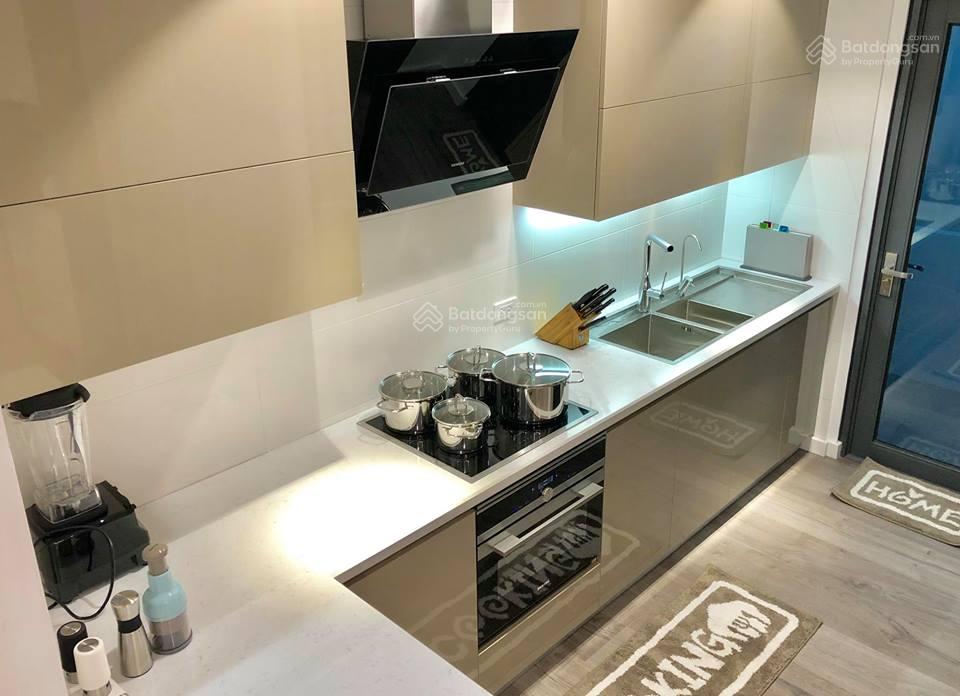 Bán căn 3 phòng ngủ giá 13 tỷ, full nội thất đẹp ở ngay, Discovery Complex, 0982 281 ***