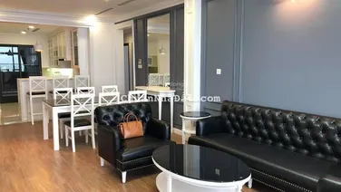 Bán căn 3 phòng ngủ giá 9,3 tỷ, full nội thất đẹp ở ngay, Discovery Complex, 0982 281 ***