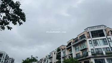 Chủ nhà thiện chí bán căn liền kề THE MANOR CENTRAL PARK 80m2 full đồ cao cấp xem nhà 24/7