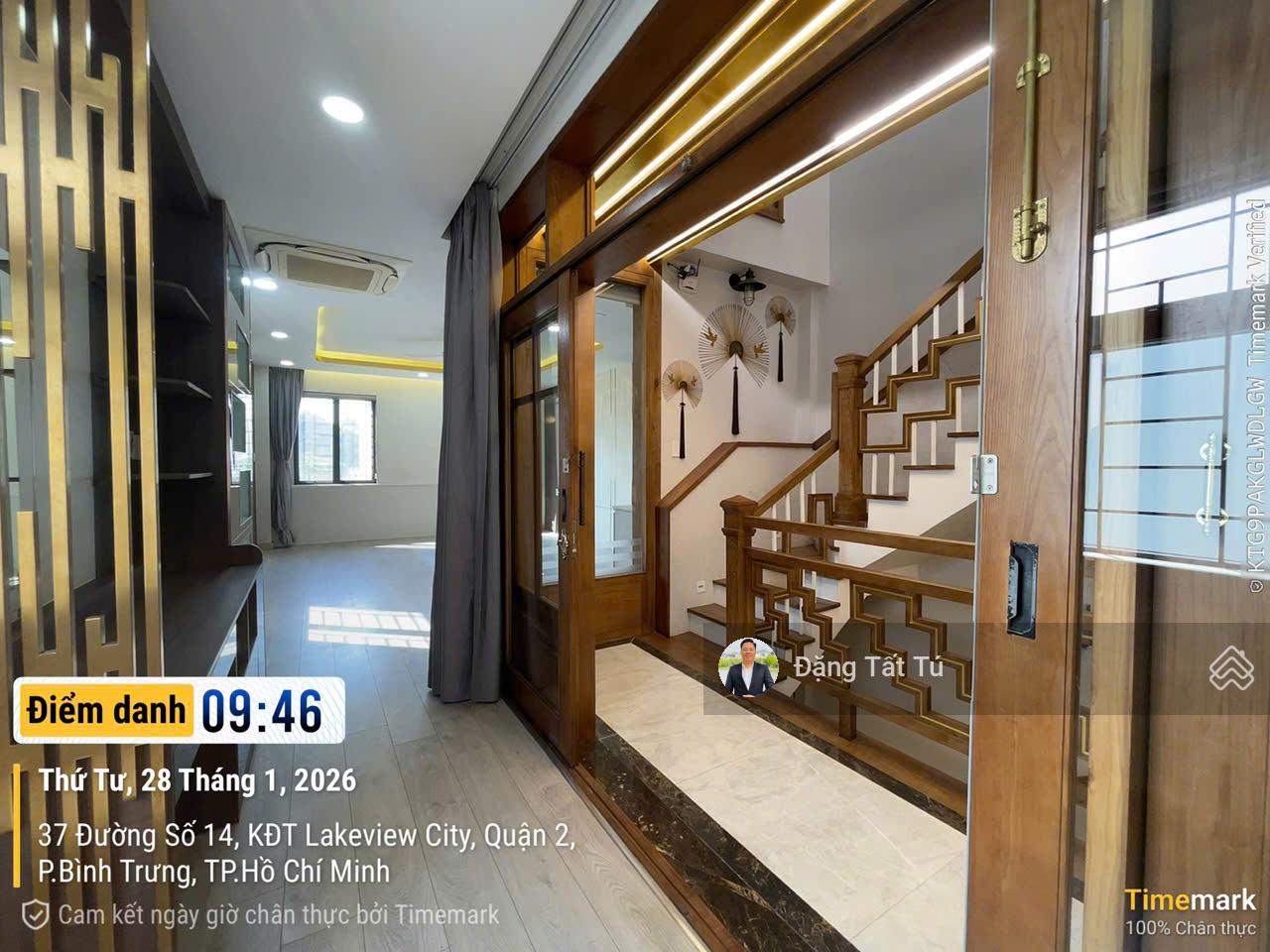 Cần cho thuê nhà phố góc Lakeview City nhà đã hoàn thiện nội thất giá 35tr/th (thương lượng)