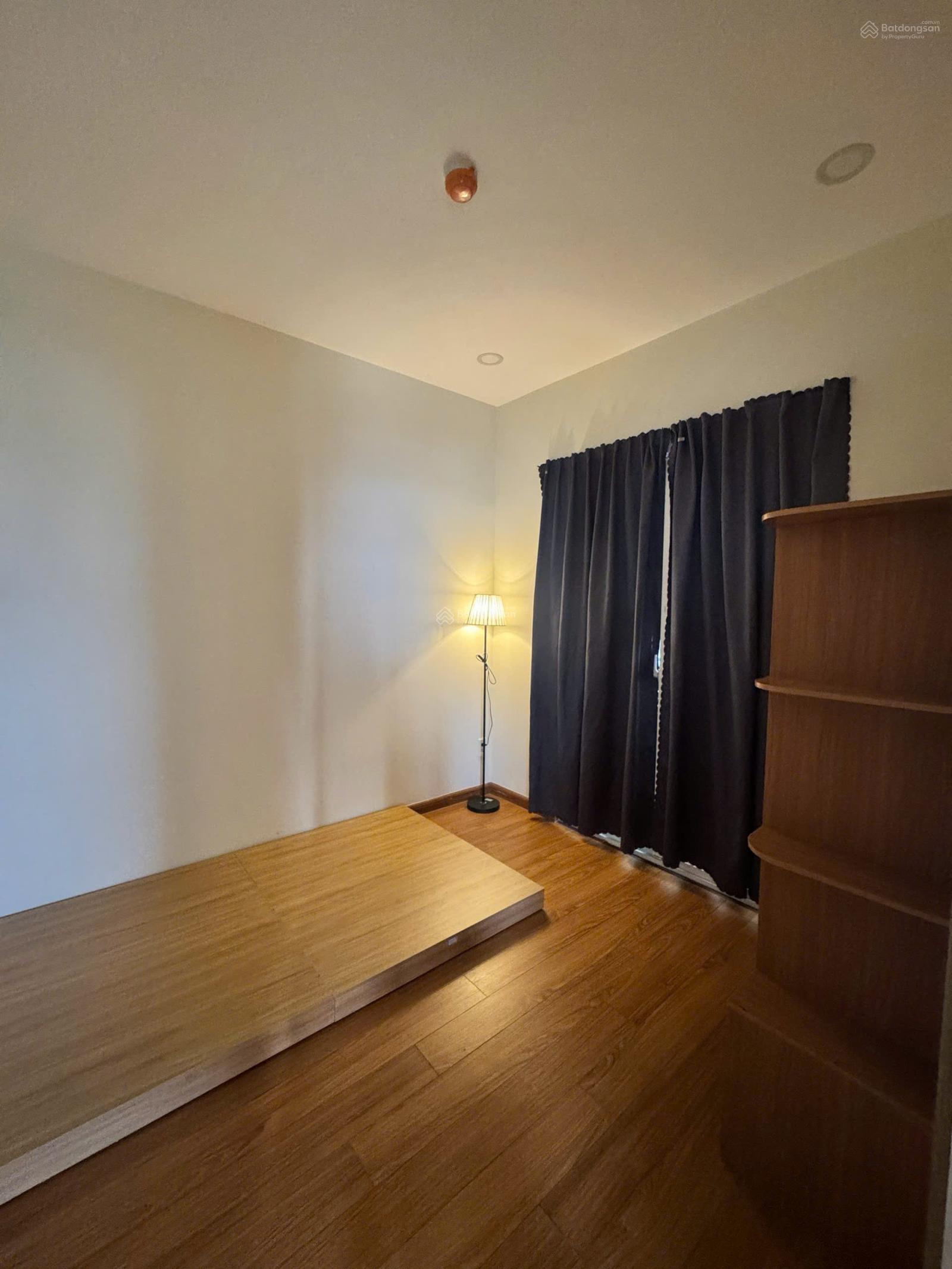 Cho thuê Căn 2 Phòng ngủ đầy đủ nội thất. Giá thuê chỉ 8 triệu. LH 0909 086 *** Xem nhà