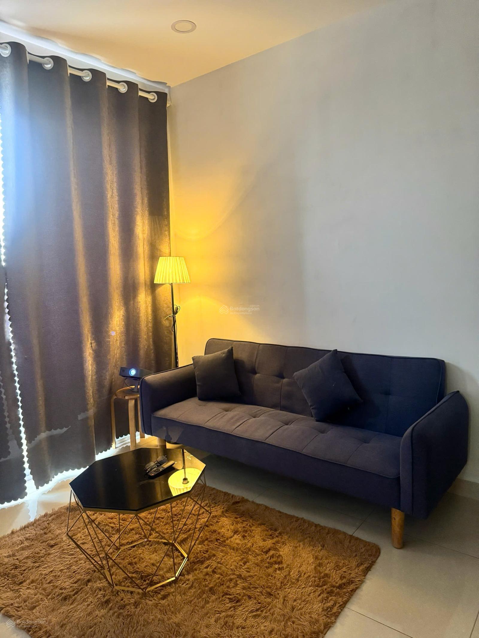 Cho thuê Căn 2 Phòng ngủ đầy đủ nội thất. Giá thuê chỉ 8 triệu. LH 0909 086 *** Xem nhà