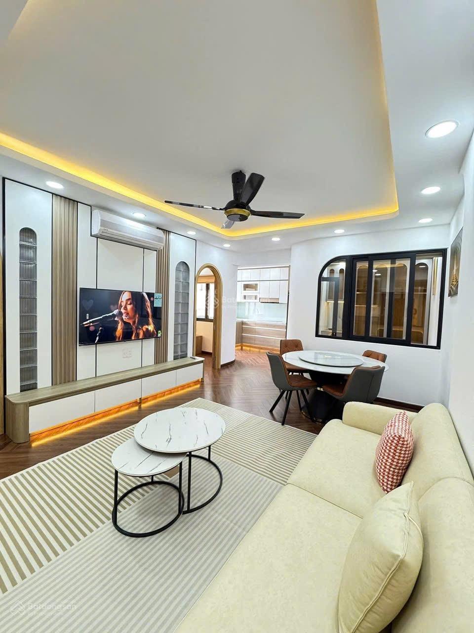 Cần bán Hưng Vượng 3, PMH, Q7, TPHCM, 74m, 3PN, 2WC, 5ty7, nhà đẹp, khu an ninh, thân thiện