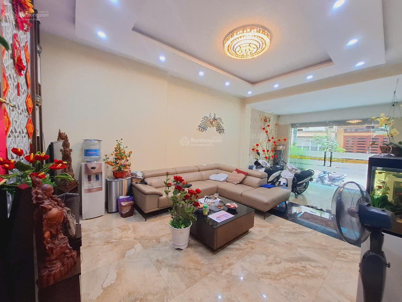 Chính chủ bán rẻ nhất Văn Phú 77m2, 4,5 tầng gần La Casta