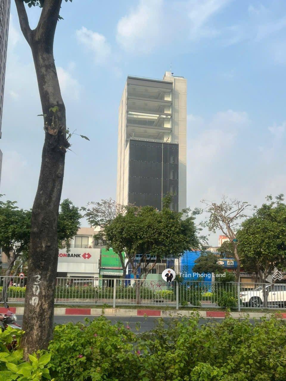 Chính chủ gửi bán nhà mặt tiền 567 Điện Biên Phủ, P25, Q. Bình Thạnh, 12(14)x43m, 0938 140 ***