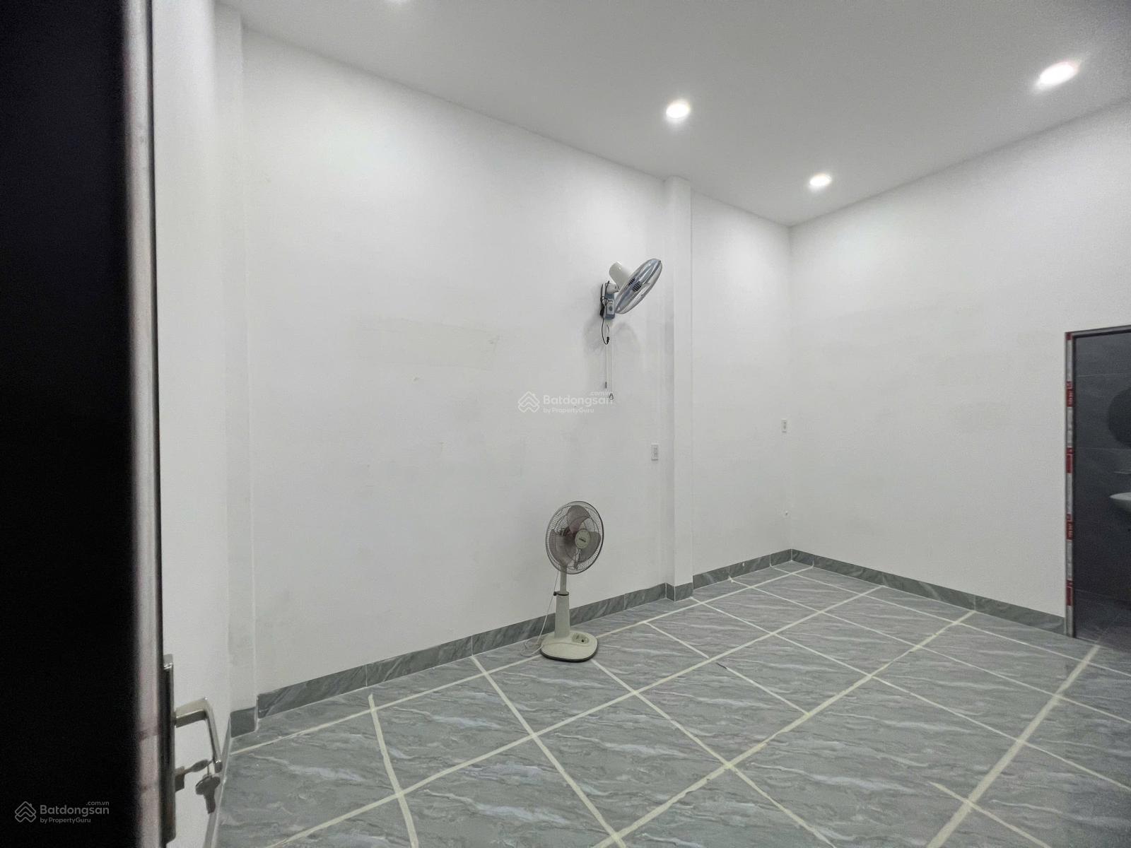 NHÀ ĐẸP ĐƯỜNG LƯU HỮU PHƯỚC, HÒN RỚ 1 , PHƯỜNG NAM NHA TRANG. Cách Dự Án Sun Group và Làng Đại Học