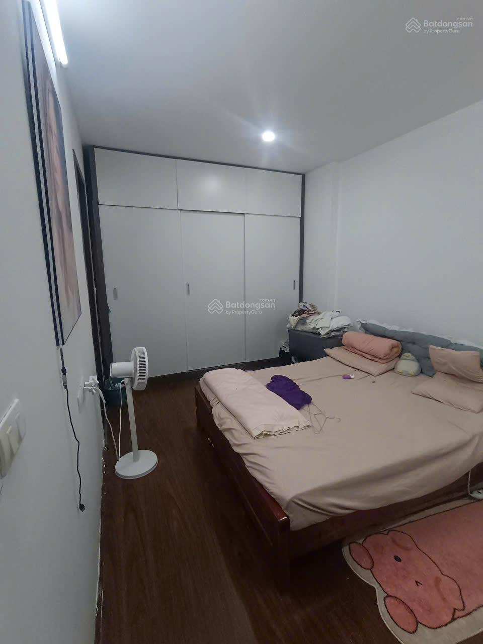 Chính chủ bán căn 2 ngủ 58.2m2 full đồ giá tốt nhất chung cư Homeland Bồ Đề giá 4.5 tỷ: 0916 393 ***