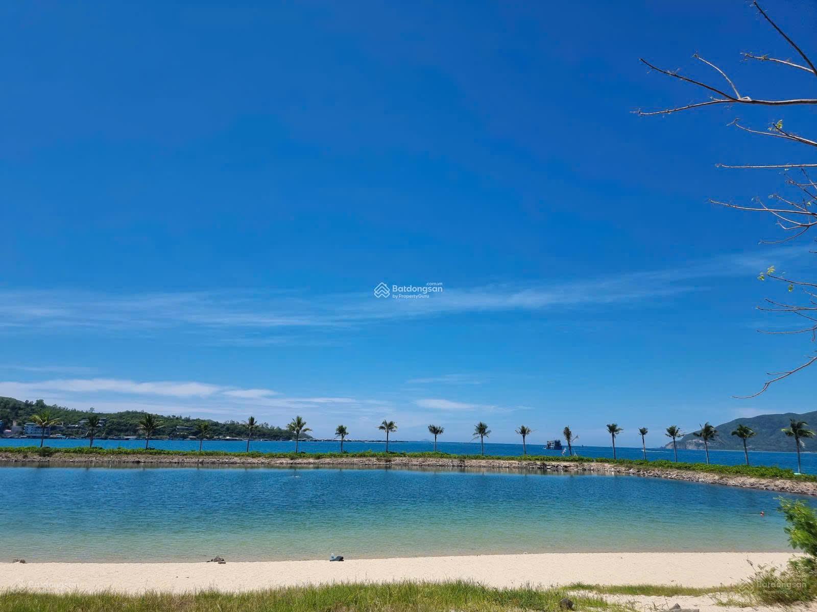 Bán Biệt thự 4 tầng KDT An Viên, gần biển Nha Trang , giá tốt,