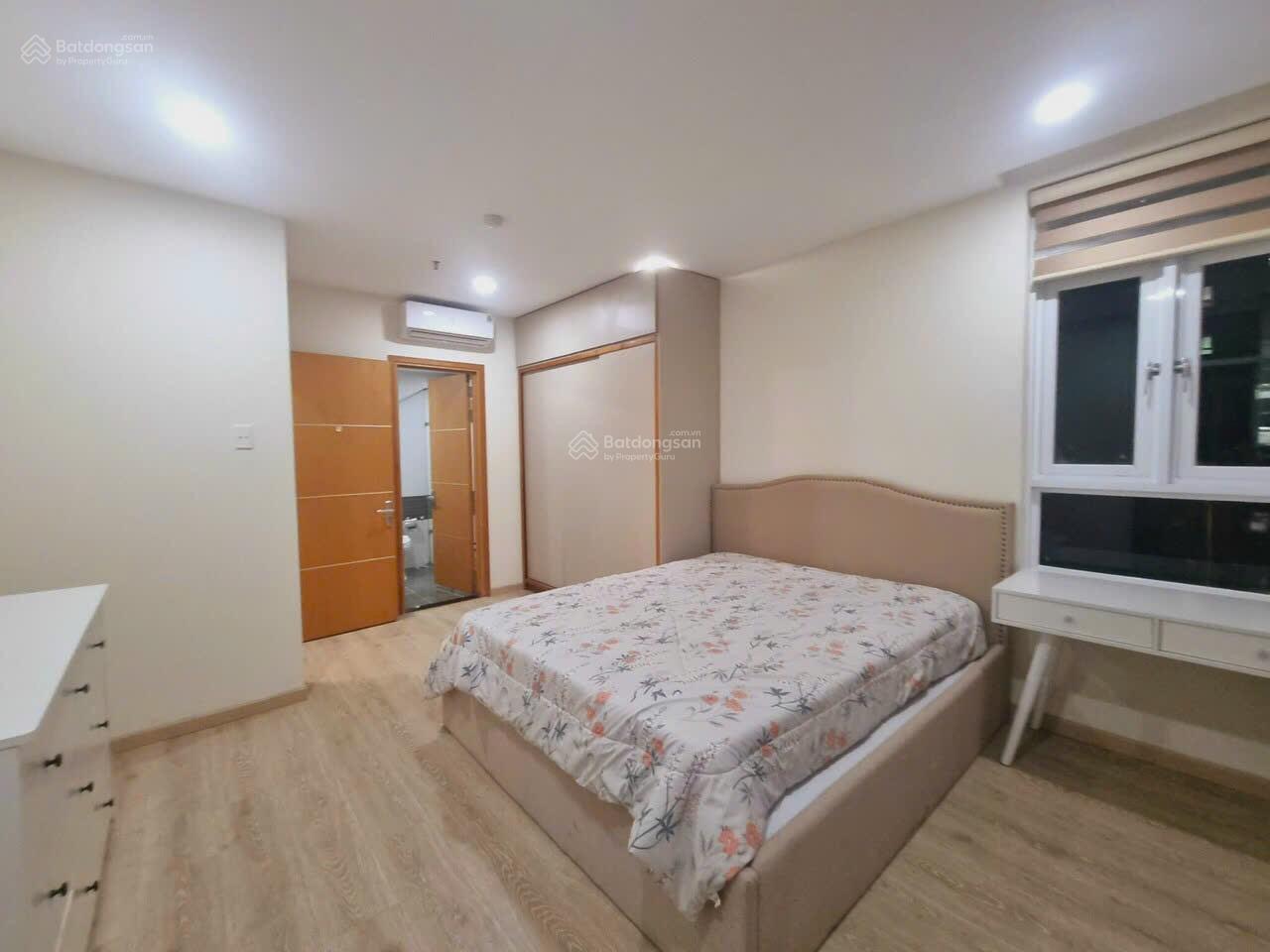 Bán Căn hộ Him Lam Chợ Lớn Quận 6 - 83m2 - sổ hồng - Nhà có nội thất - LH 0906 388 *** Bán Căn hộ Him Lam Chợ Lớn Quận 6 - 83m2 - sổ hồng - Nhà có nội thất - LH 0906 388 ***