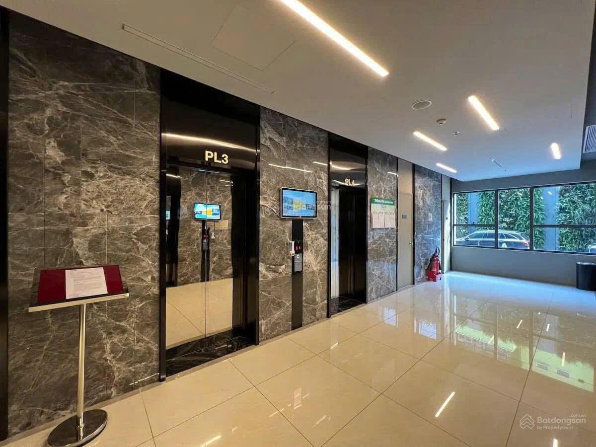 Bán căn hộ 2PN, 2WC giá siêu hời 7,8 tỷ tại Soho Residence, 62,2m2, Cô Giang, Q1, HCM