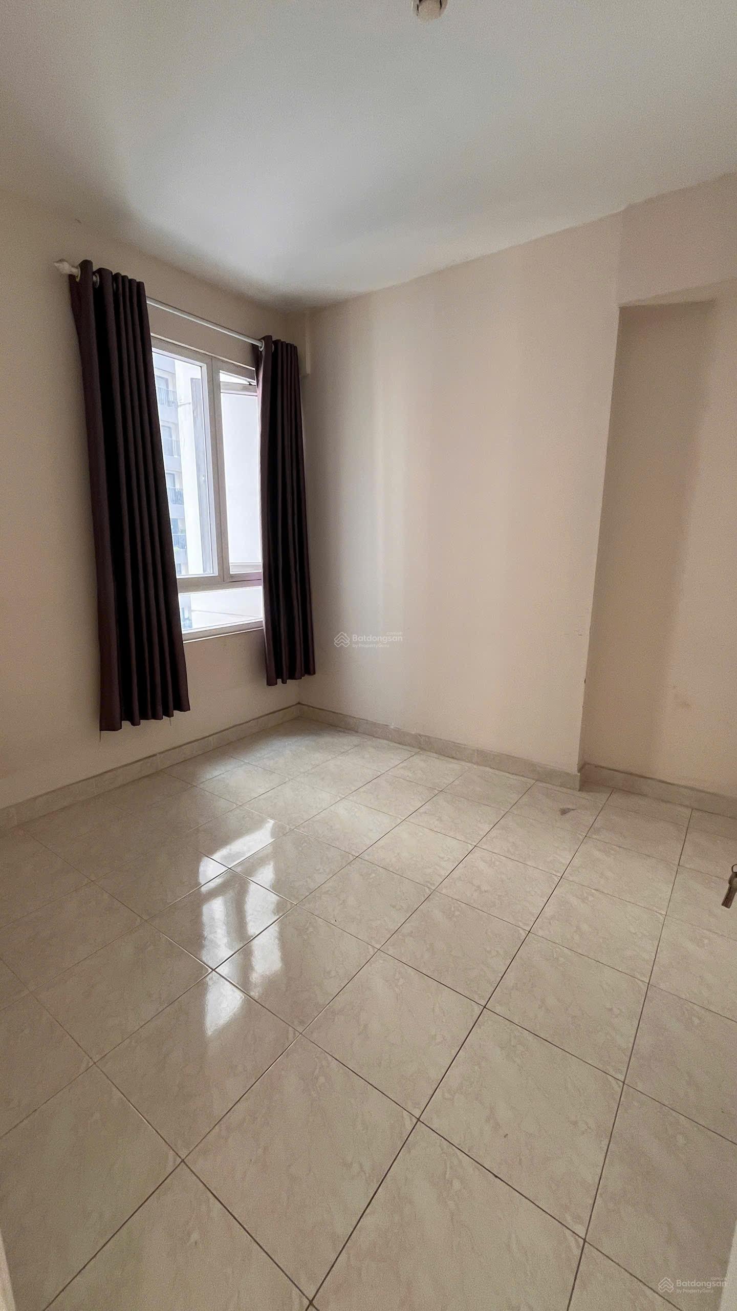 Cho Thuê chung cư Riverside 90 căn 2PN giá 13 Triệu có rèm, máy lạnh