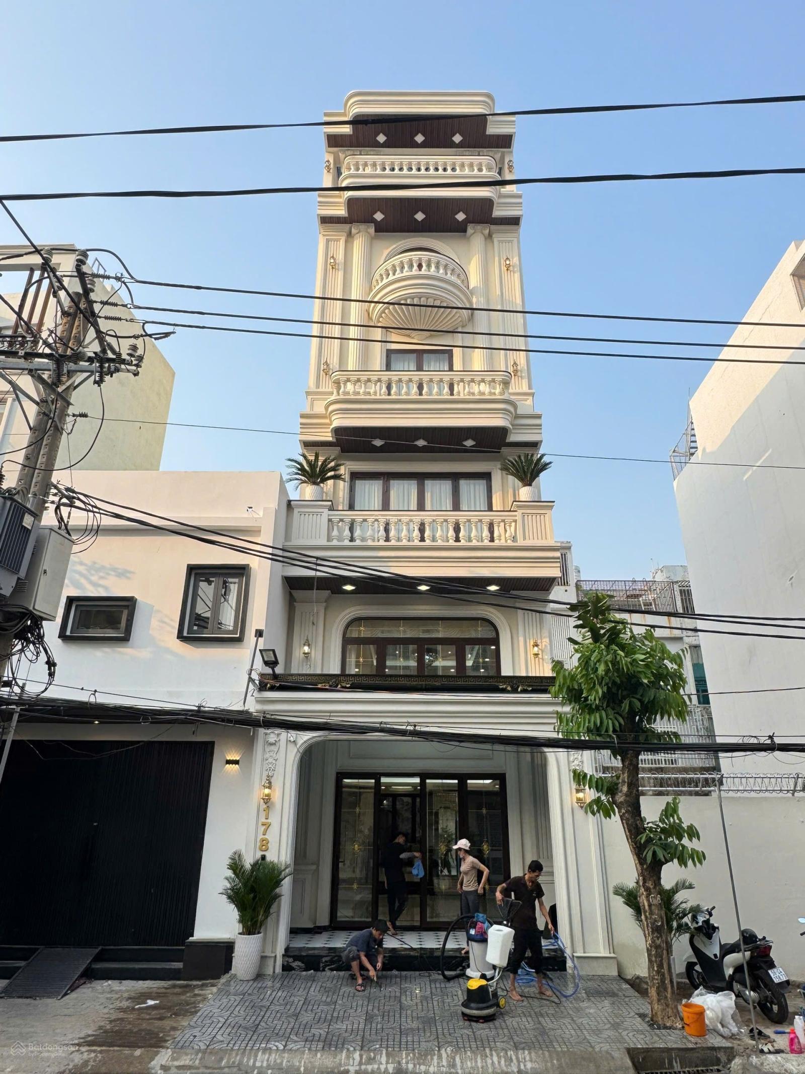 SIÊU PHẨM MỚI XÂY XONG PHONG CÁCH TÂN CỔ ĐIỂN - INDOCHINE VỊ TRÍ SÁT PHÚ MỸ HƯNG