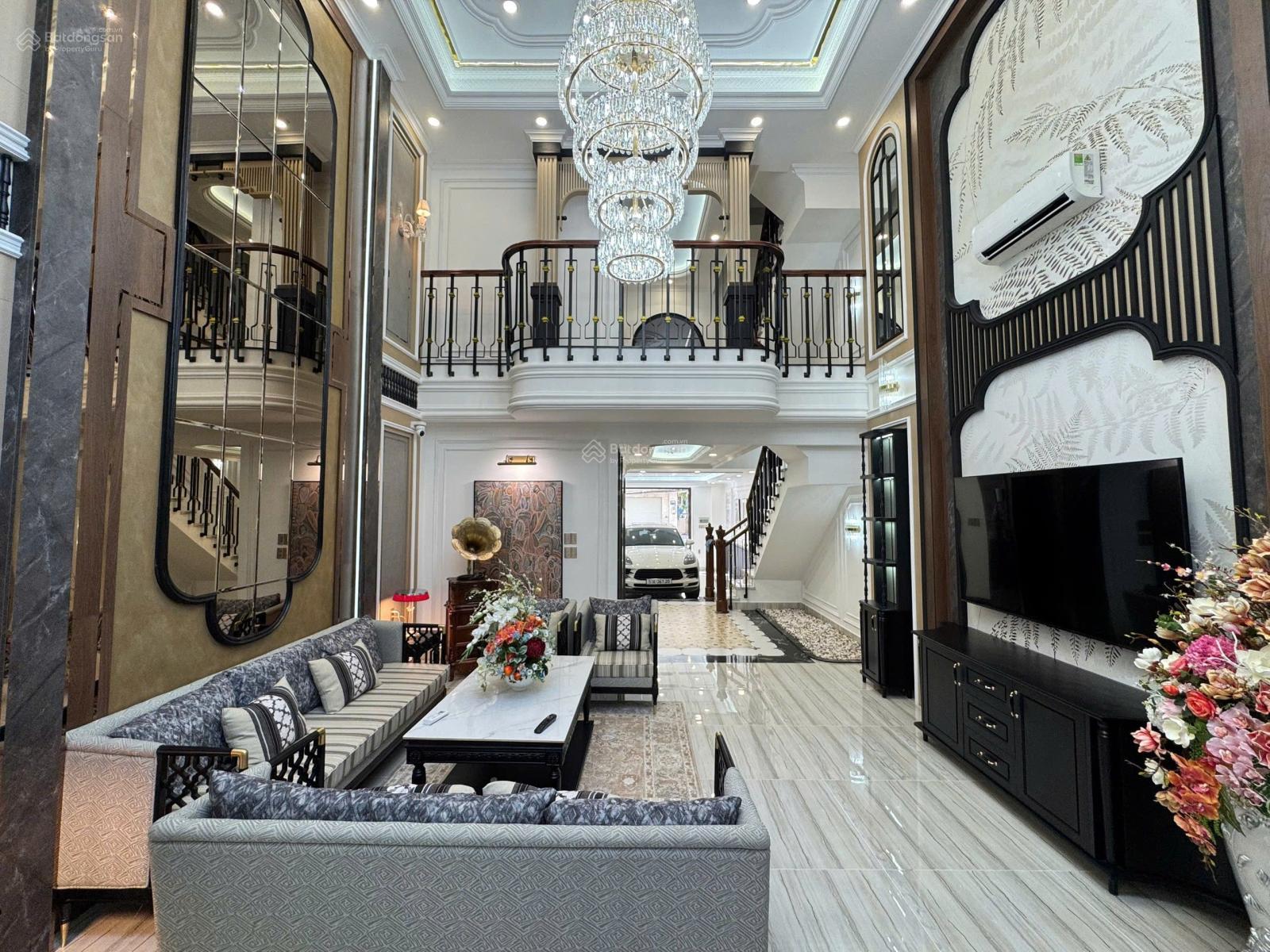 SIÊU PHẨM MỚI XÂY XONG PHONG CÁCH TÂN CỔ ĐIỂN - INDOCHINE VỊ TRÍ SÁT PHÚ MỸ HƯNG