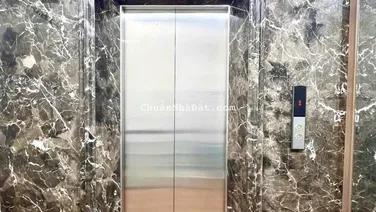 Bán căn nhà phố Thuỷ Nguyên hoàn thiện đẹp có thang máy giá 22.6 tỷ bao phí