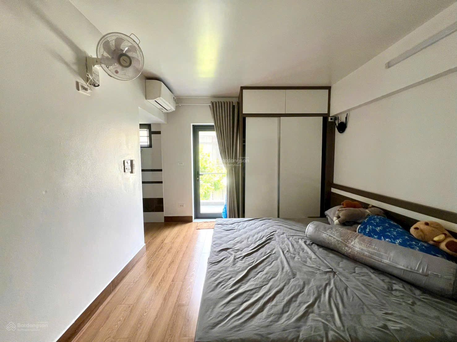 Bán căn nhà phố Thuỷ Nguyên hoàn thiện đẹp có thang máy giá 22.6 tỷ bao phí