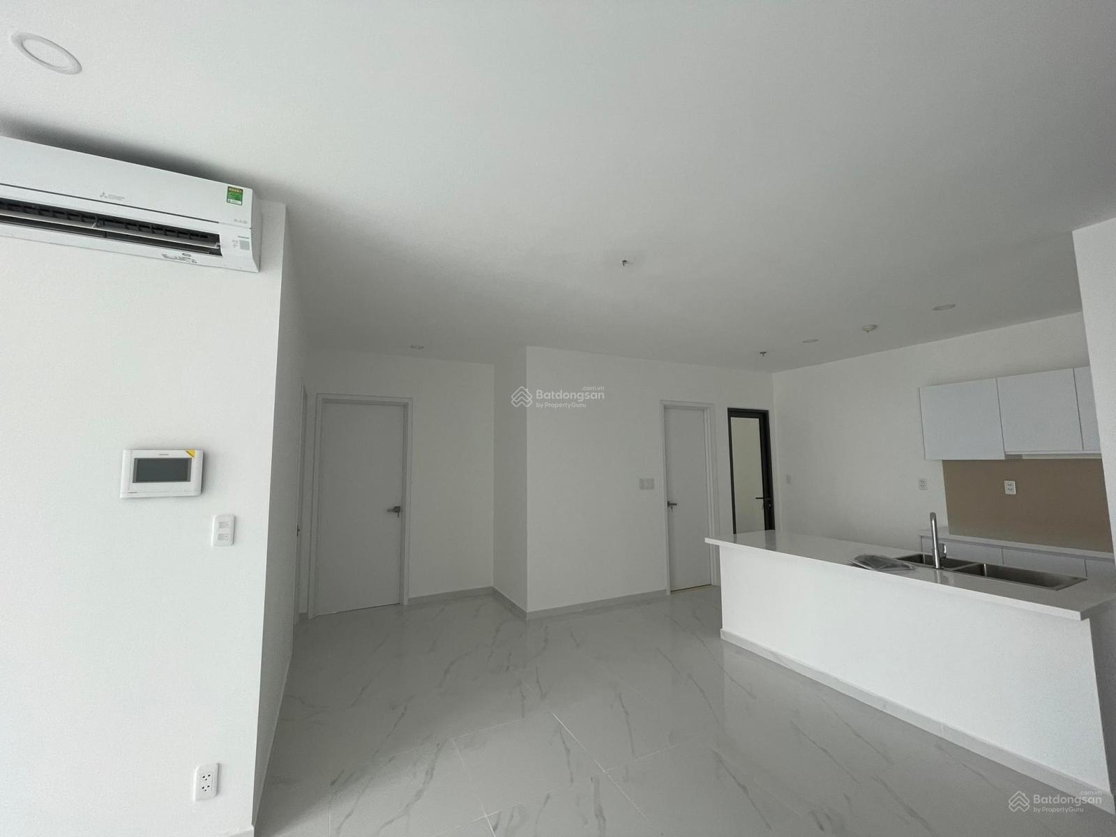 Cho thuê căn hộ 2PN 2WC 76m² nội thất cơ bản giá 14tr D'Lusso