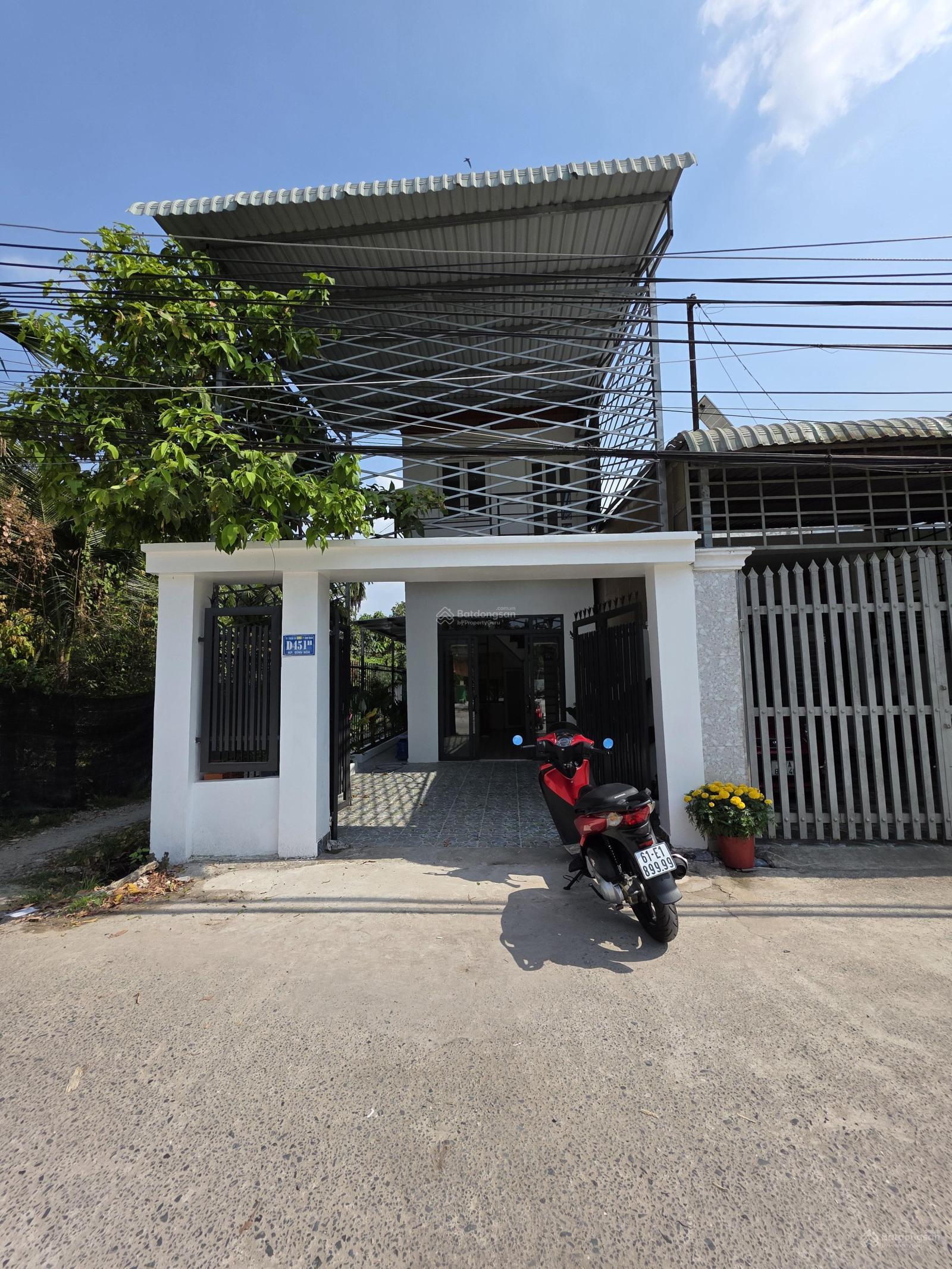 Nhà 2 mặt tiền Lái Thiêu - TP HCM 5x24m + 3 phòng trọ giá 3.6 tỷ bao sang tên