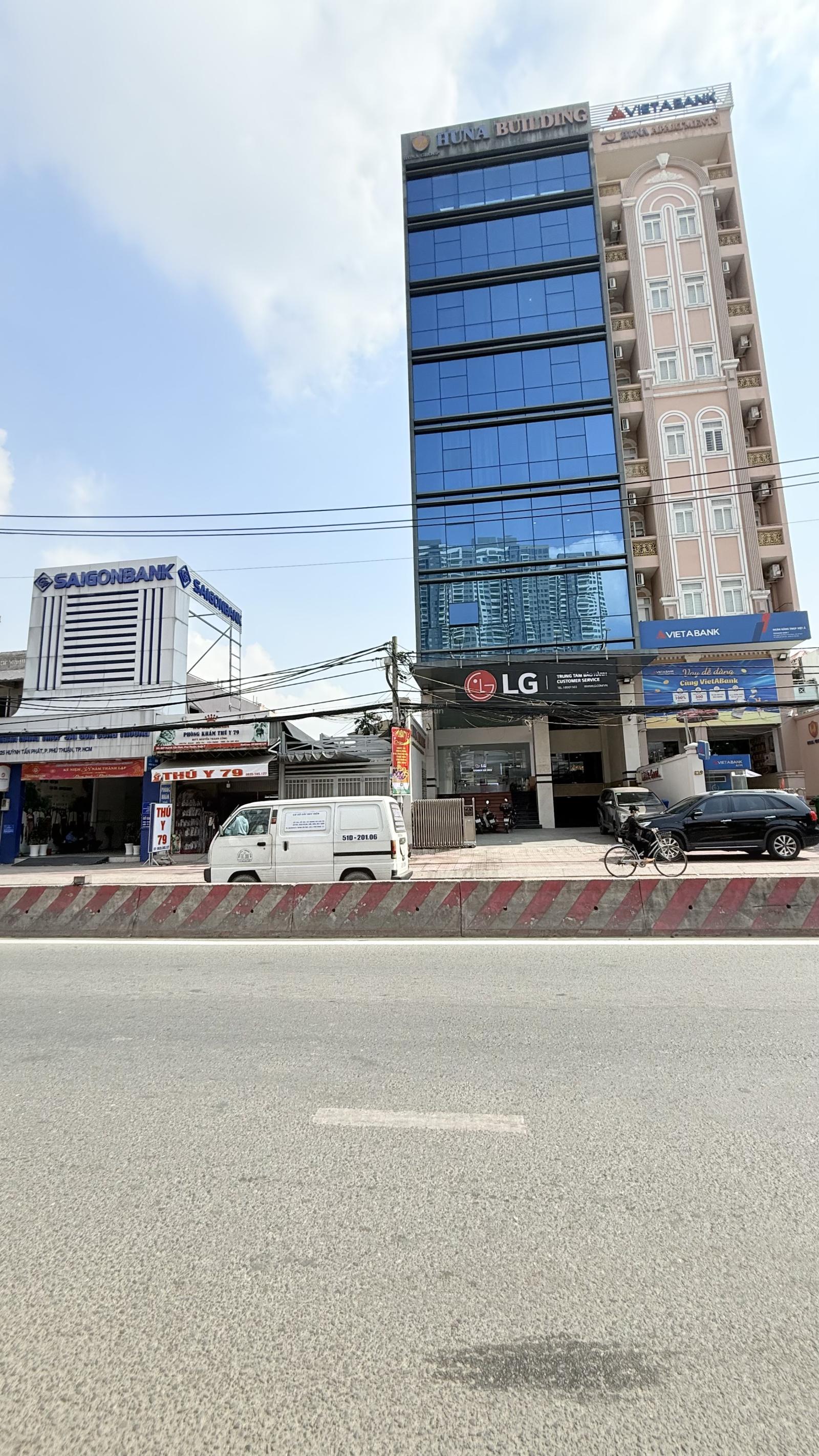 căn góc ngang 11m Mặt tiền Huỳnh Tấn Phát quận 7, giá đầu tư đón cầu Thủ Thiêm 4,XD 1 hầm 7 tầng