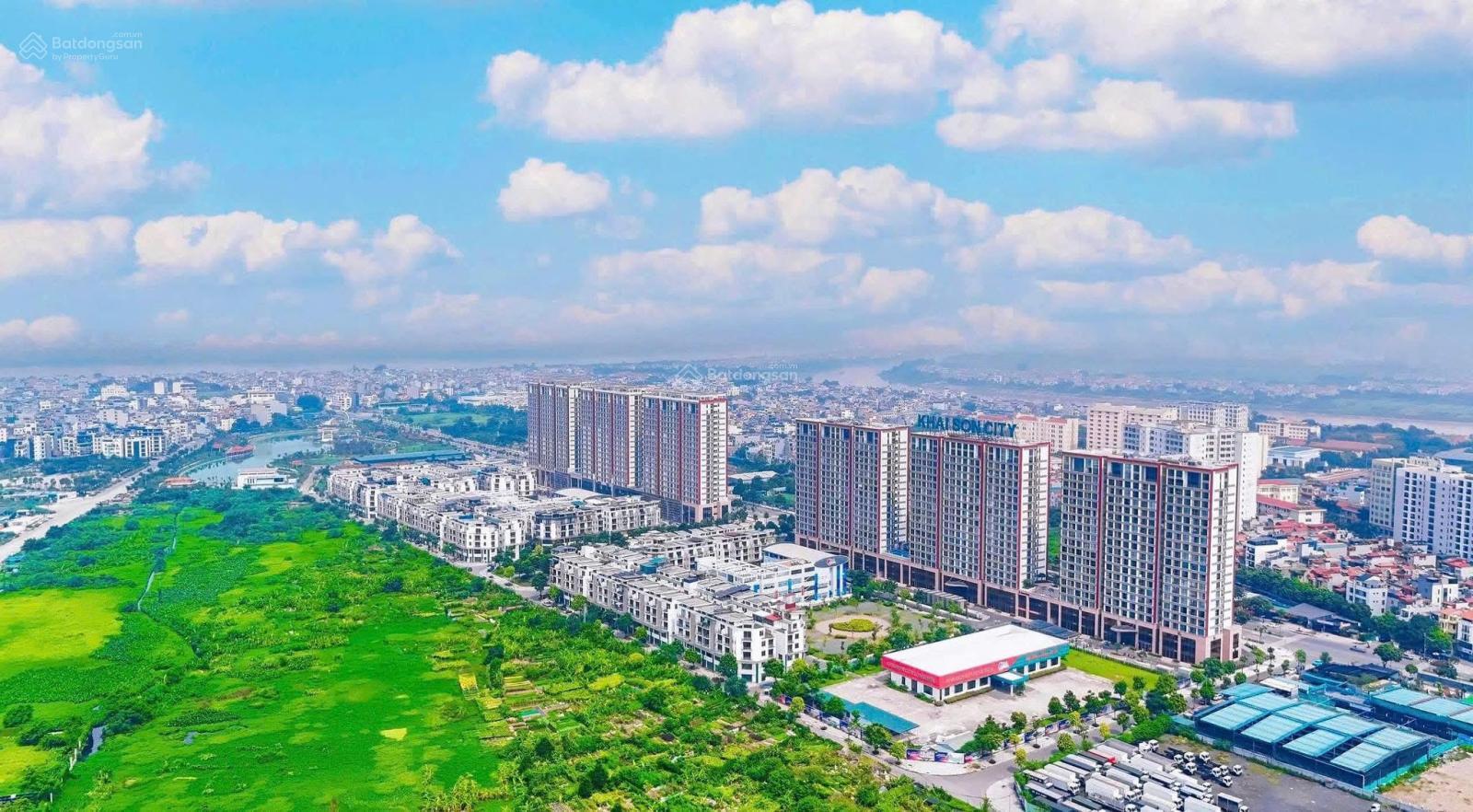 Đất Ngọc Thụy,15 tỷ, 100m2 mặt tiền 5m.Ô tô 7 chỗ vào đất.Quy hoạch ra đường 13m,cách mặt phố 30m