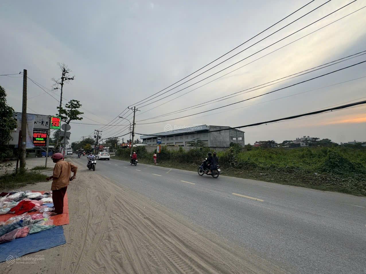 Bán đất góc 2 MT Nguyễn Duy Trinh DT: 65x100m full thổ, giá 500 tỷ TL- CTXD: 2 hầm + 30 tầng