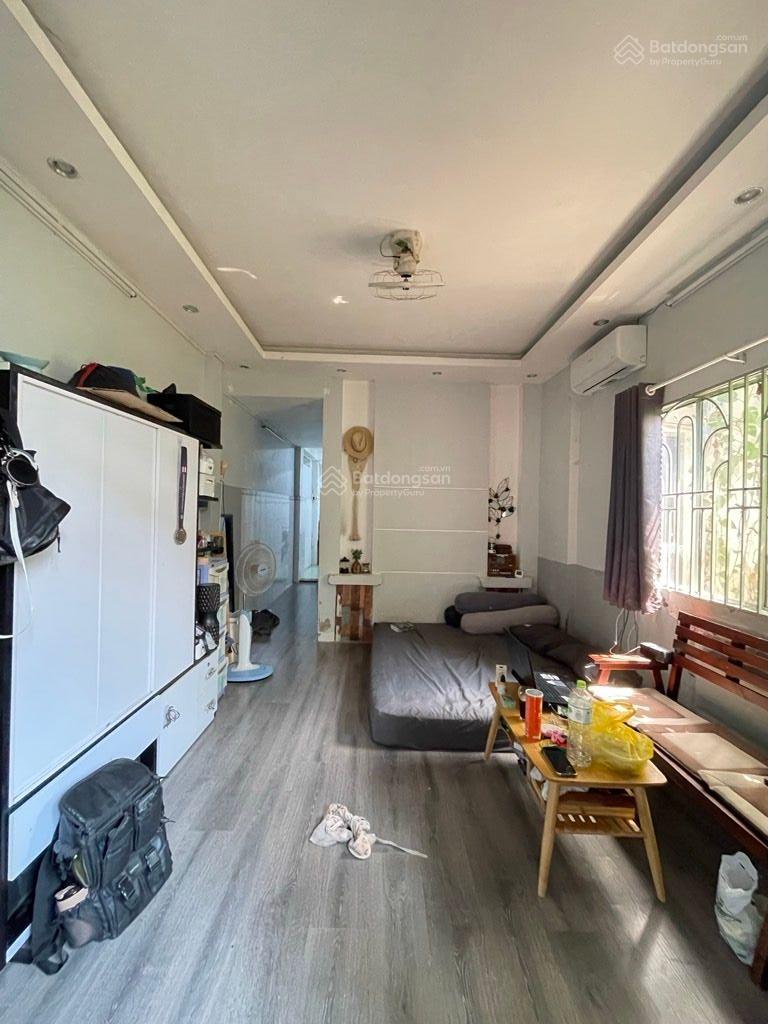 Bán nhà ngon chỉ 5.3T - DT: 70m2, Đ. Xóm chiếu, thông ra Tôn Đản, Hoàng Diệu - gần Khánh Hội