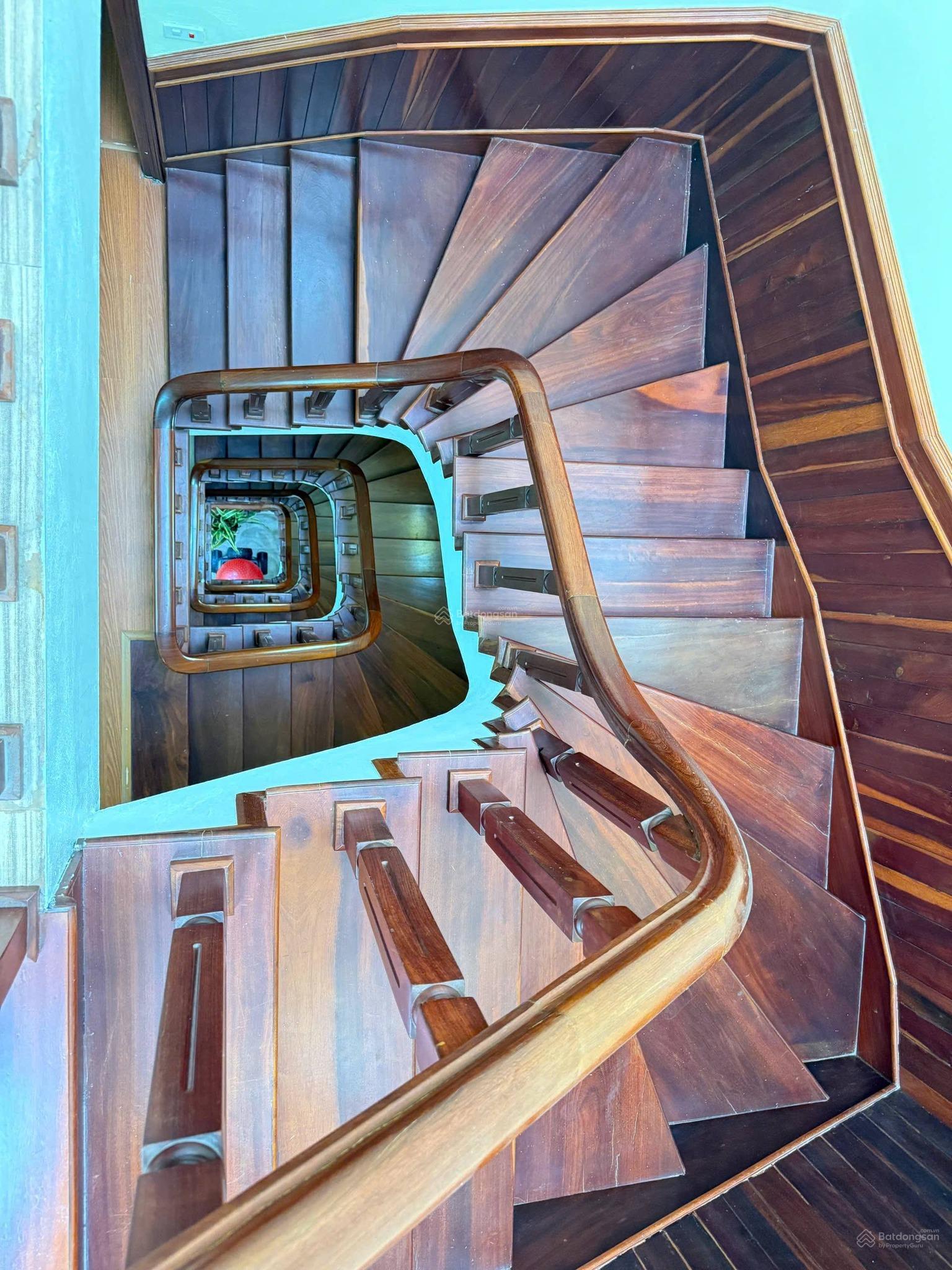 Rẻ nhất KĐT Văn Khê! Nhà liền kề DT 83m2, 4 tầng, MT 5m, giá nhỉnh 19 tỷ, đã hoàn thiện Rẻ nhất KĐT Văn Khê! Nhà liền kề DT 83m2, 4 tầng, MT 5m, giá nhỉnh 19 tỷ, đã hoàn thiện