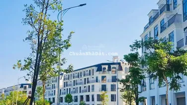 Bán liền kề đường 33m khu Anh Quốc dự án Hinode Royal Park. DT 100m2, giá 21,5 tỷ. LH: 0966 761 ***