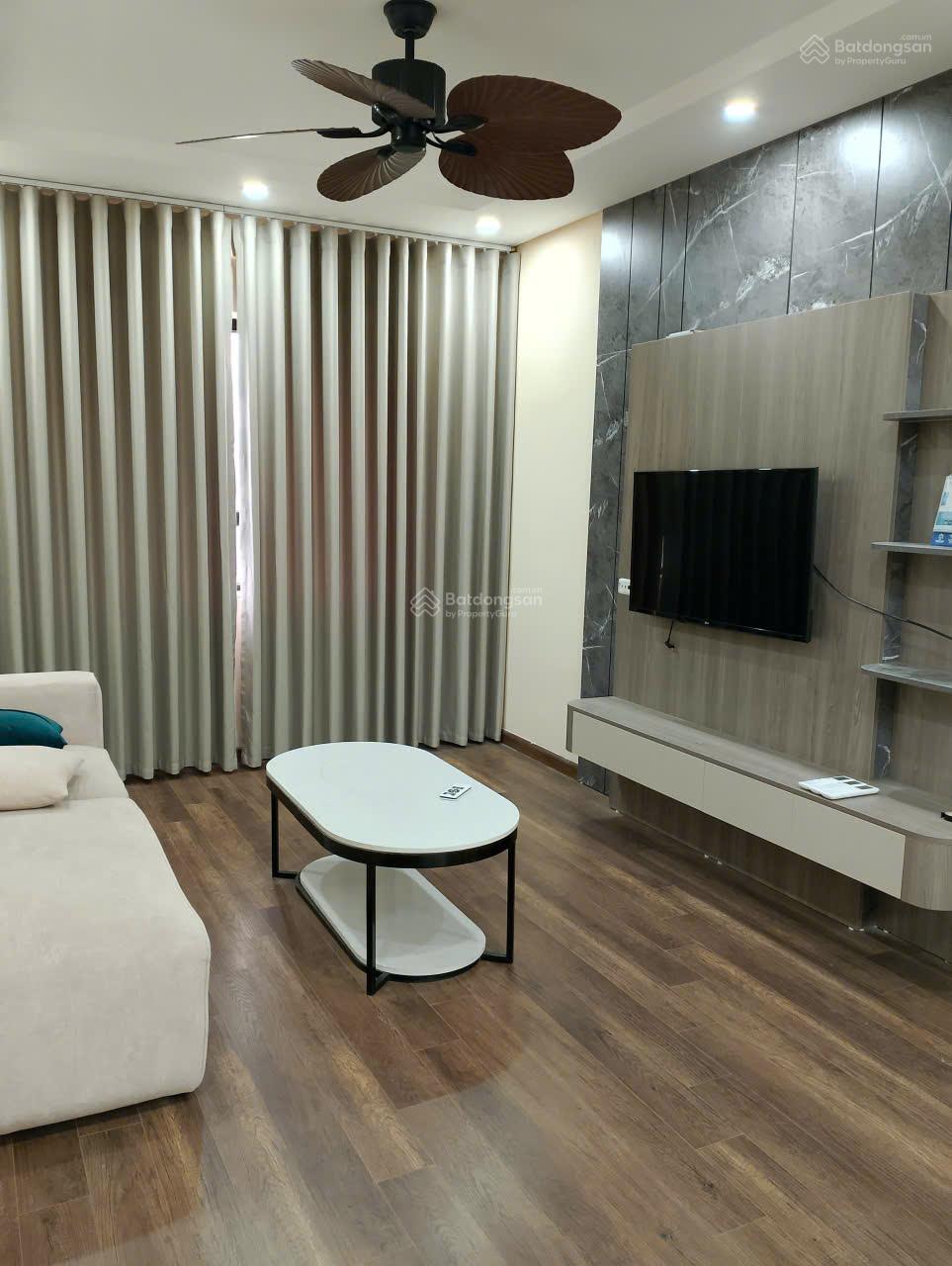 Cho thuê căn hộ chung cư Viễn Đông Số 1 Giáp Nhị, Hoàng Mai 110m2 3PN gần full 14tr Cho thuê căn hộ chung cư Viễn Đông Số 1 Giáp Nhị, Hoàng Mai 110m2 3PN gần full 14tr