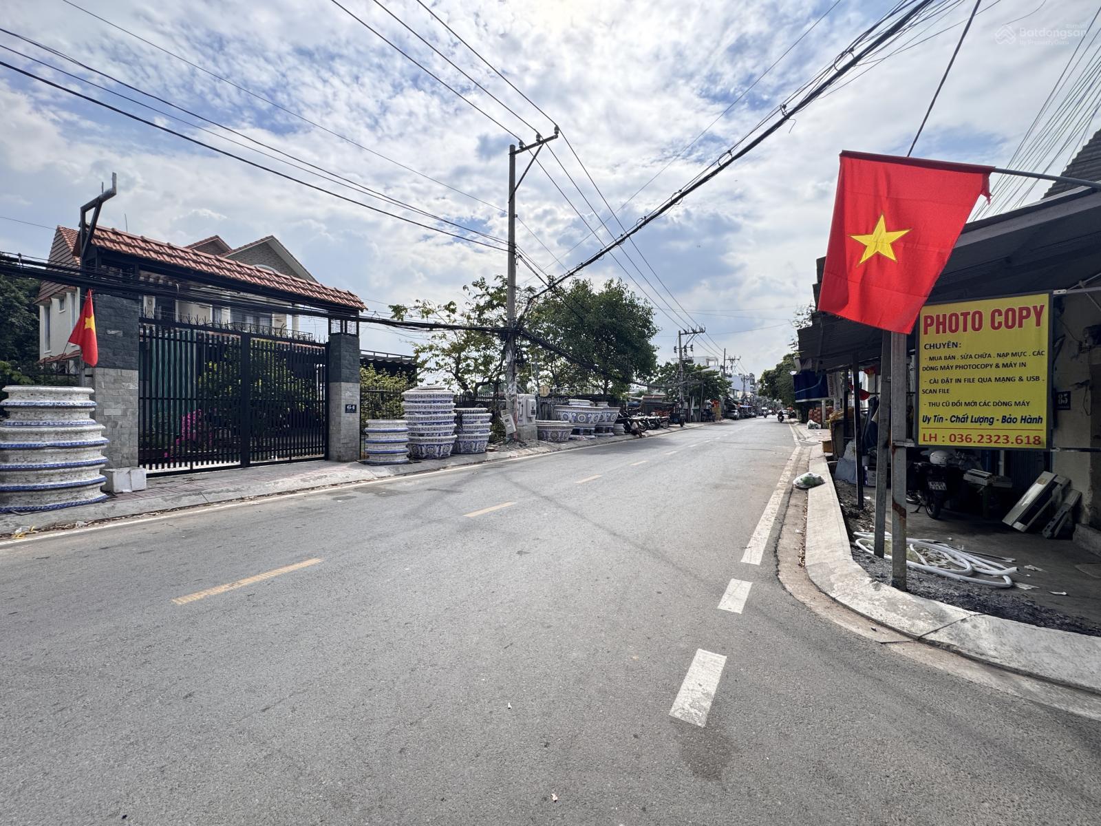 Bán Nhà Đường số 38- Gần Chợ Hiệp Bình-Phạm Văn Đồng Đường Xe Tải tiện xây mới. Ngang 5,5m- SHR