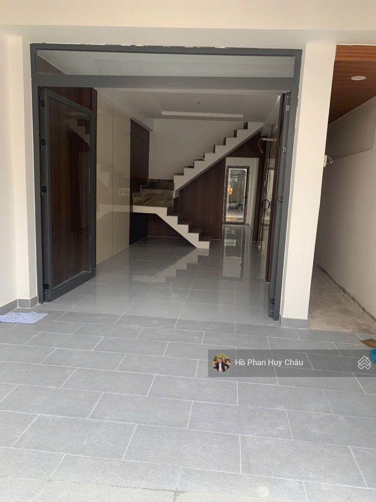 Hàng hiếm Nhà Bè diện tích khủng 96m2 xe hơi vào nhà kinh doanh 6 tỷ 8