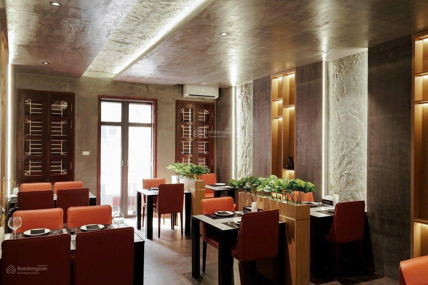 Bán nhà Mặt Phố Bùi Thị Xuân, DT 104m x 6 tầng, mặt tiền 5m, dòng tiền 1.2 tỷ/năm, 100 tỷ