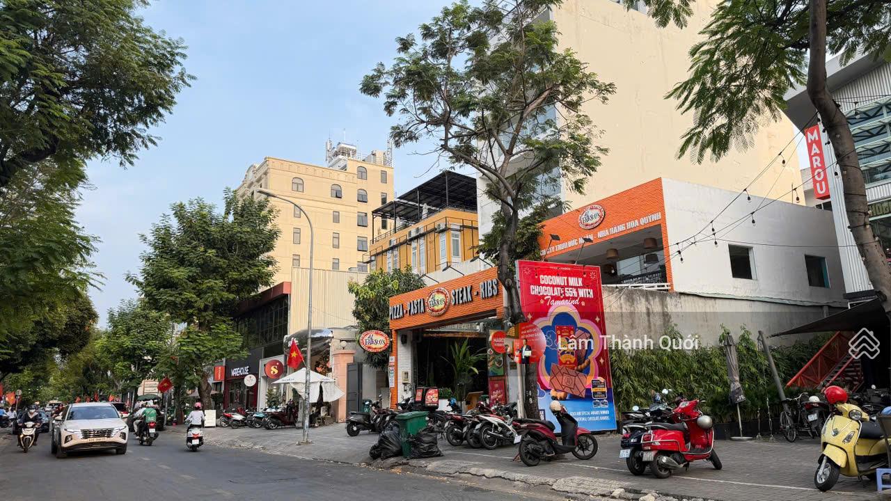 Bán nhà MT 92A Xuân Thuỷ, 7x31m, 1 hầm, 7 tầng, 1005m2 sàn, 150 tỷ