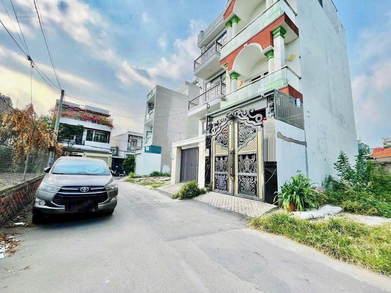 Bán 2 Lô Đất DT 110 N Giá Đầu Tư Sát Vành Đai 2 . Linh Đông . Thủ Đức Giá Đầu Tư 5.7 Tỉ