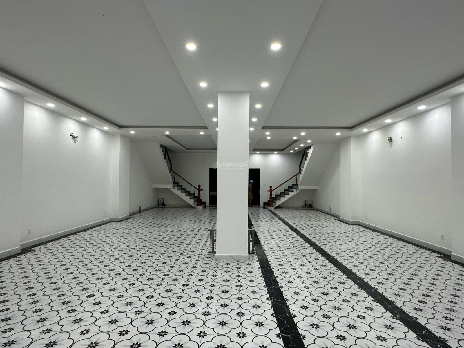 ( 110 Triệu/ Tháng) Hai căn liền kề
Mặt tiền Cityland Park Hills phường 10 , Gò Vấp