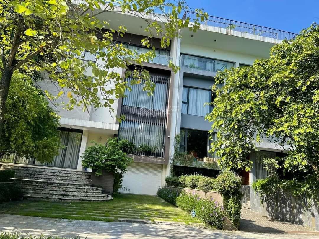 Bán biệt thự khu Q Ciputra Tây Hồ view sân golf, DT 400m2, xây 3.5 tầng đang hoàn thiện. 0966 998 ***