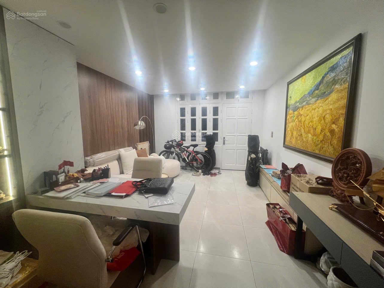 Bán biệt thự song lâp khu T Ciputra Tây Hồ, DT 180m2, nhà đã sửa đẹp vào ở luôn. LH 0966 998 ***