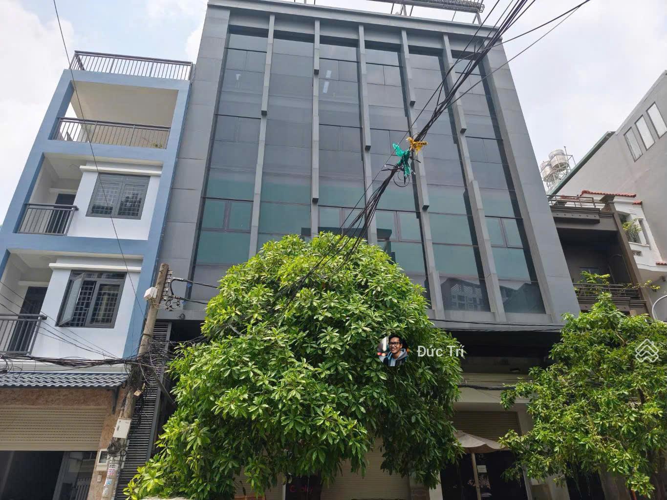 Tòa nhà Trần Hưng Đạo trung tâm Quận 1 ngang 20m bề thế - hầm 6 tầng tn 400tr/th giá 150 tỷ