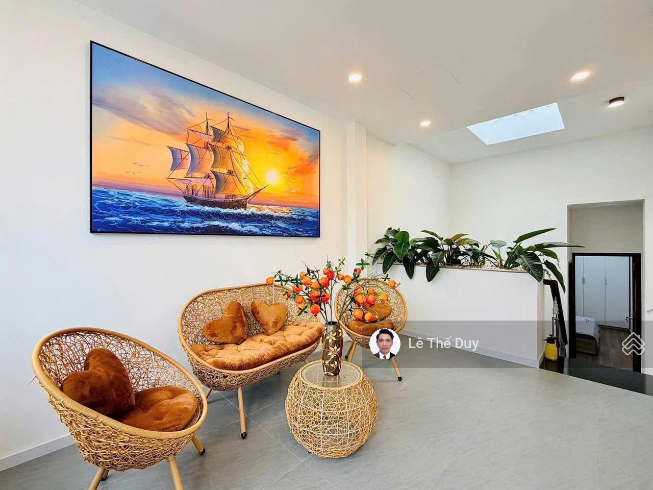 bán căn nhỉnh 5 ty 3 lầu nội thất sẵn đường phạm văn chiêu sổ riêng chính chủ gần trường chợ