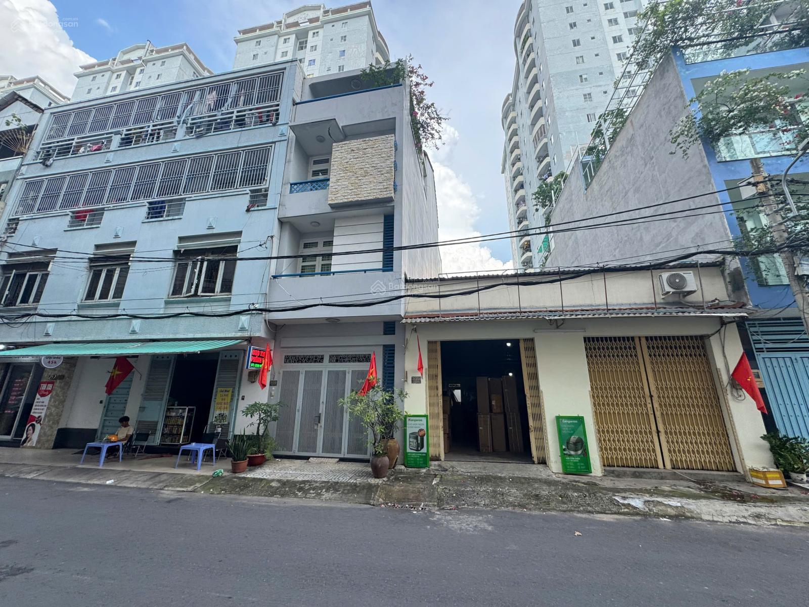 chủ gửi bán nhà ngang 8mx18m vuông vức tiện xây mới không lỗi, cơ hội hiếm có để sở hữu chủ gửi bán nhà ngang 8mx18m vuông vức tiện xây mới không lỗi, cơ hội hiếm có để sở hữu