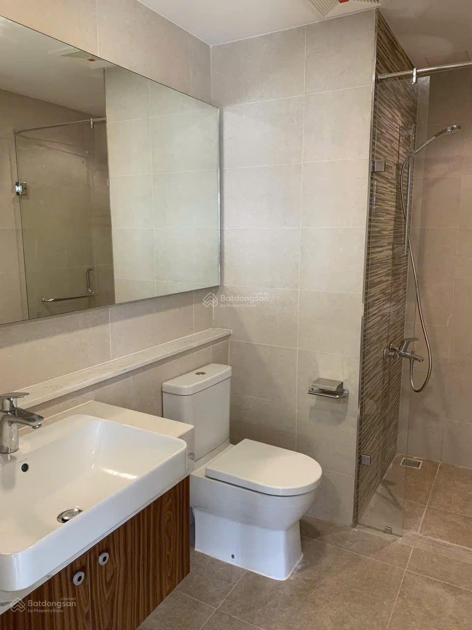 GẤP. Chủ gửi bán gấp căn hộ Riverpark Premier, 135m2, căn lầu cao, view sông, giá 20,4 tỷ GẤP. Chủ gửi bán gấp căn hộ Riverpark Premier, 135m2, căn lầu cao, view sông, giá 20,4 tỷ