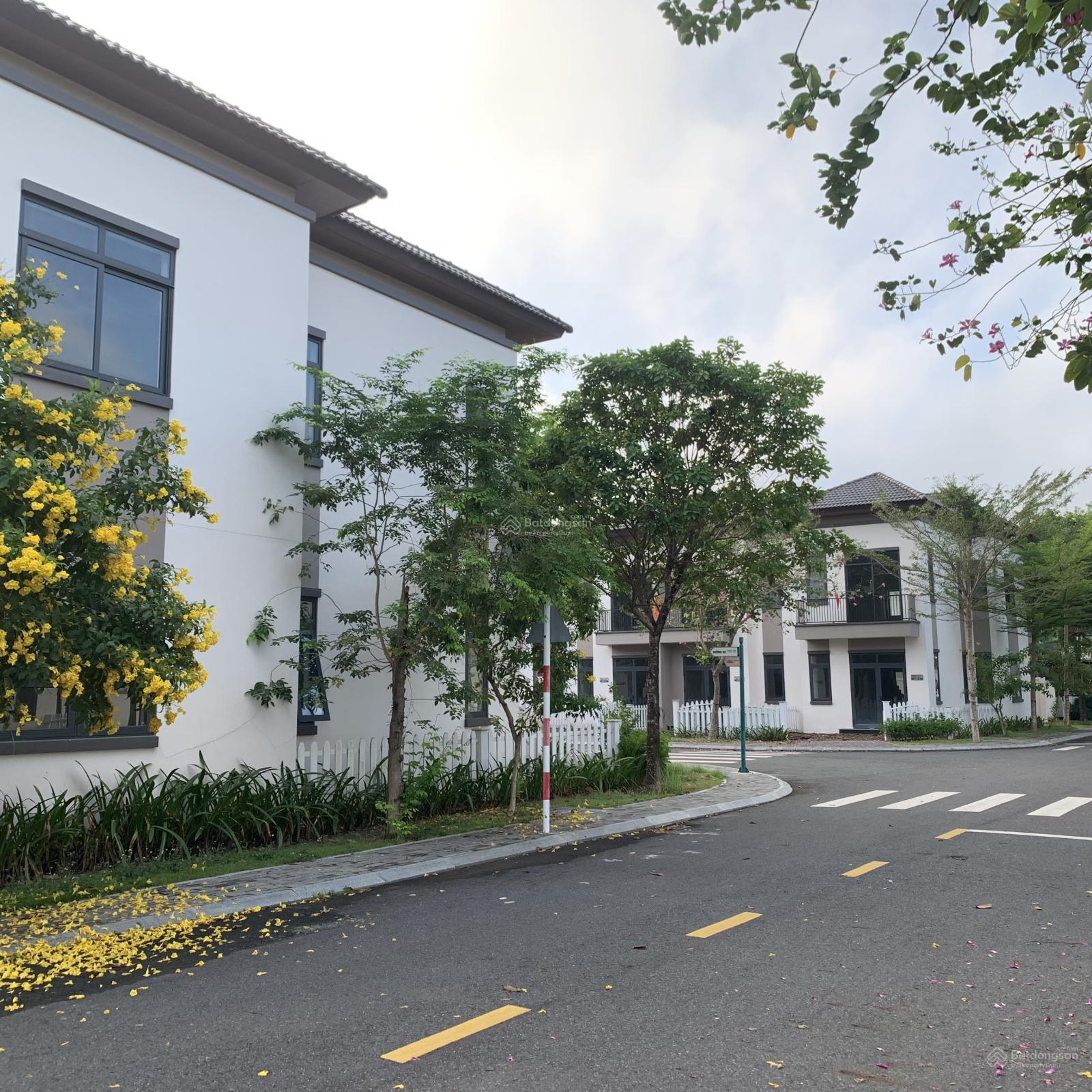 Nhà phố vườn Sài Gòn, 100m2, 708 triệu (30%) SHR, còn lại trả chậm 3 năm - Gọi 0906 443 *** đi xem