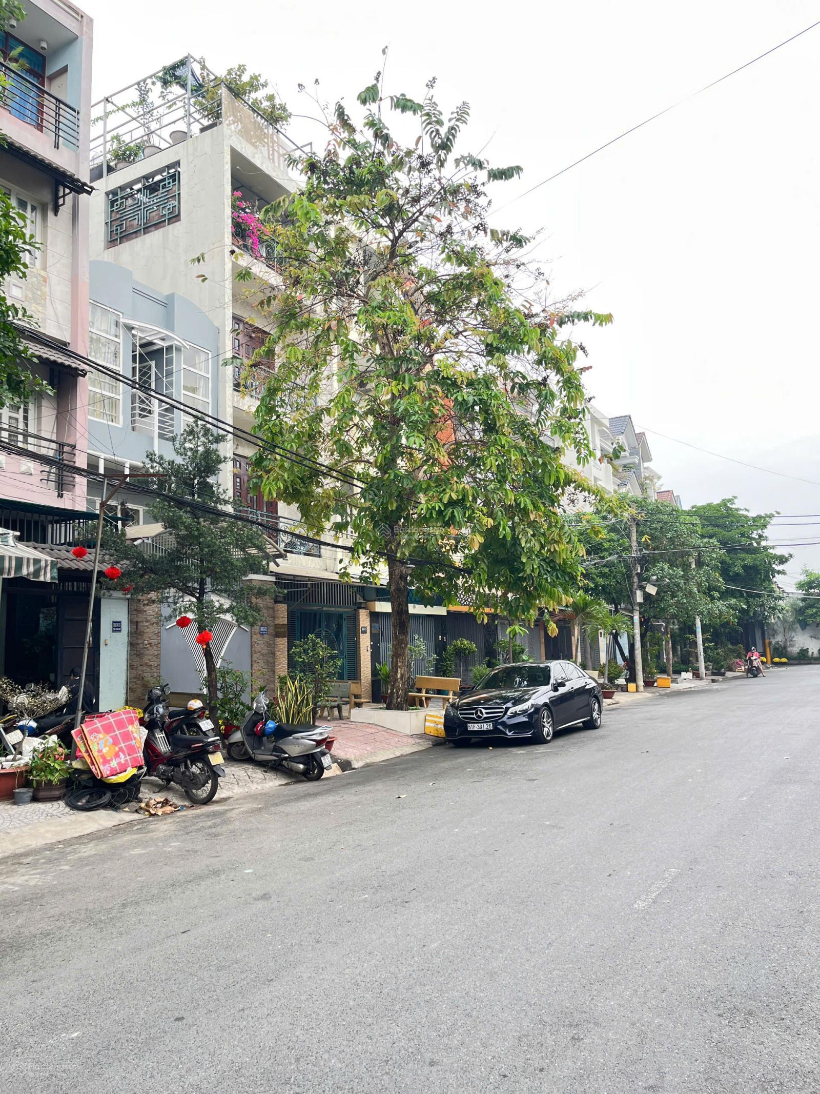 bán nhà riêng ở hẻm Vip Tân Sơn Nhì 4x22m 2 lầu st giá 10xxx tỷ còn TL bán nhà riêng ở hẻm Vip Tân Sơn Nhì 4x22m 2 lầu st giá 10xxx tỷ còn TL