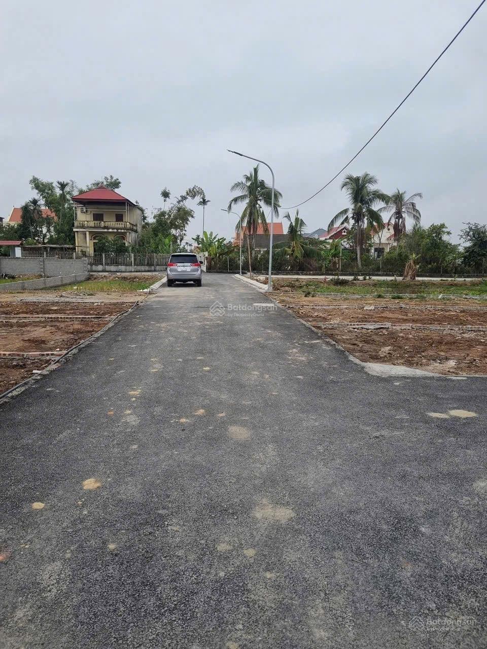 Bán đất tại Minh Tân, Kiến Thuỵ, Hải Phòng, 1,53 tỷ, 82m2 chính chủ. Gần ga tàu LC HN HP Bán đất tại Minh Tân, Kiến Thuỵ, Hải Phòng, 1,53 tỷ, 82m2 chính chủ. Gần ga tàu LC HN HP