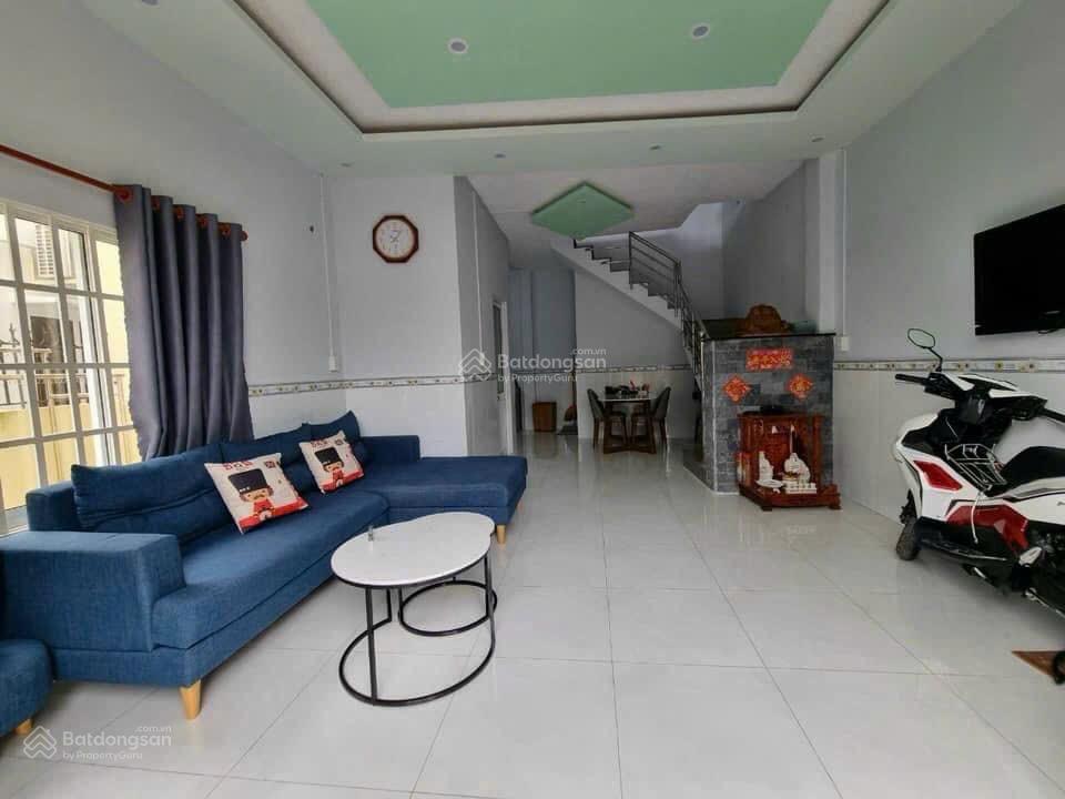 Bán nhà 1 trệt 1 lầu phường Trấn Biên (Hiệp Hoà Cũ). Dt: 75m2. Giá: 3tỷ100 TL đường xe hơi thông