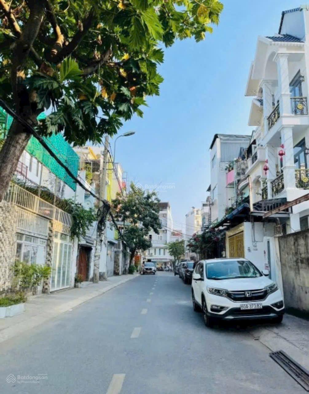 Nhà HXT 8m Thông Dương Quảng Hàm, P5, GV. 4m x 20m CN: 80m2. Trệt + 1 lầu .Giá: 9.8 tỷ TL